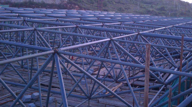 鄂州概述网架加工中对钢材的质量的过细恳求